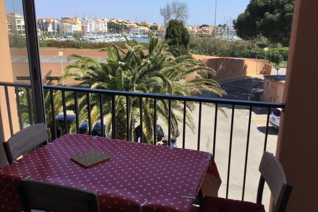 Studio Avec Climatisation Wifi Parking Piscine Agde Exterior photo